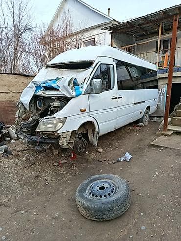 Микроавтобус Mercedes-Benz Sprinter (длинная база, высокий кузов) at lalafo.kg Микроавтобус Mercedes-Benz Sprinter (длинная база, высокий кузов)