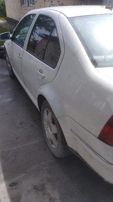 Volkswagen Bora: 2001 г., Седан at lalafo.kg Volkswagen Bora: 2001 г., Седан