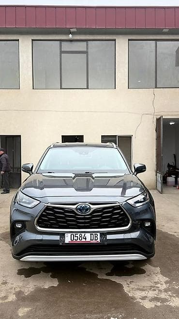 Toyota Highlander: 2020 г., 2.5 л, Вариатор, Гибрид, Кроссовер at lalafo.kg Toyota Highlander: 2020 г., 2.5 л, Вариатор, Гибрид, Кроссовер