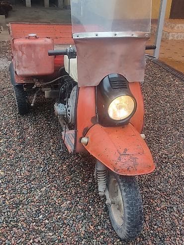 Продаю мотороллер муравей на ходу сел поехал, всё в хорошем состоянии at lalafo.kg Продаю мотороллер муравей на ходу сел поехал, всё в хорошем состоянии