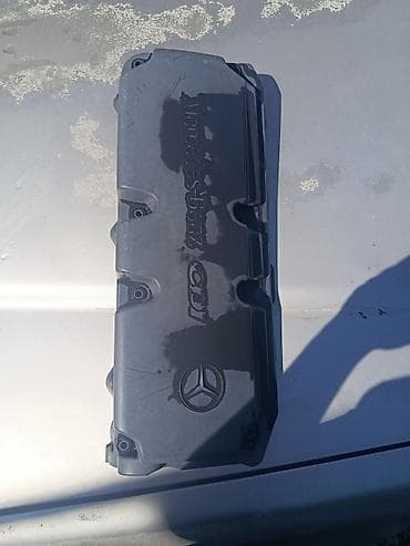 Крышка матора Mercedes-Benz спринтер 2.7 at lalafo.kg Крышка матора Mercedes-Benz спринтер 2.7