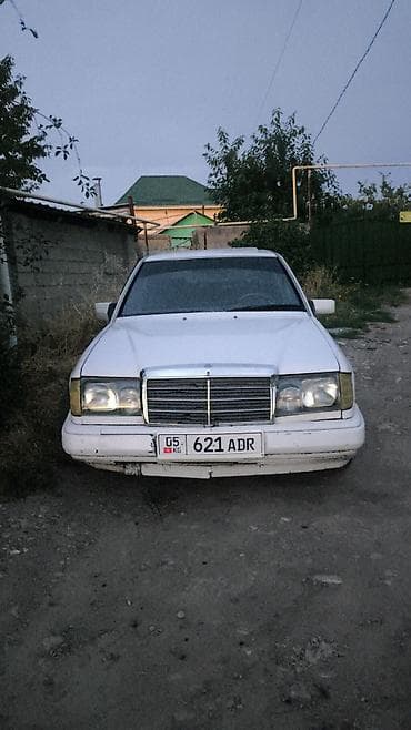 Mercedes-Benz W124: 1990 г., 2 л, Механика, Бензин, Седан at lalafo.kg Mercedes-Benz W124: 1990 г., 2 л, Механика, Бензин, Седан