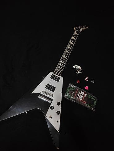 🔥 Электрогитара Epiphone Flying V — Чёрная Молния (Black V Classic) at lalafo.kg 🔥 Электрогитара Epiphone Flying V — Чёрная Молния (Black V Classic)
