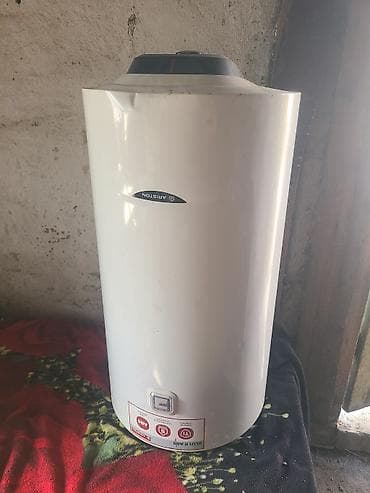 Накопительный водонагреватель Объем бака: 80 л, Ariston, Электрический, Нержавейка, Б/у at lalafo.kg Накопительный водонагреватель Объем бака: 80 л, Ariston, Электрический, Нержавейка, Б/у