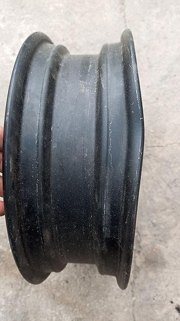 Литые Диски R 13 отверстий - 5 at lalafo.kg Литые Диски R 13 отверстий - 5