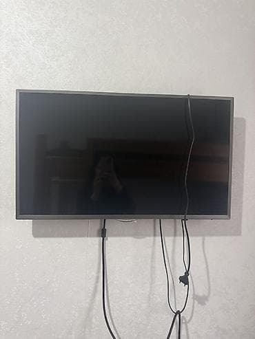 LED-телевизор с настенным креплением - Диагональ экрана примерно 82 at lalafo.kg LED-телевизор с настенным креплением - Диагональ экрана примерно 82