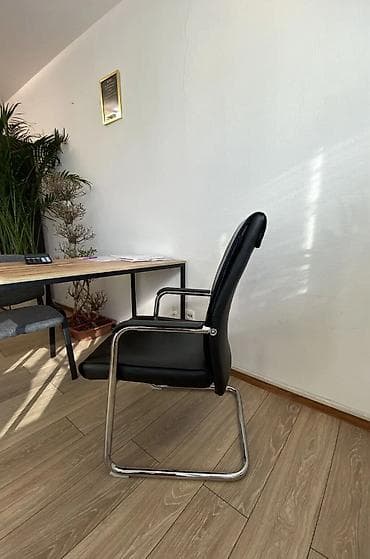 Офис шкафтары: Кеңсе үчүн үстөл, Колдонулган, Жөндөлбөй турган, түсү - Саргыч боз, Тик бурчтуу, Жыгач lalafo.kg да — 4 Офис шкафтары: Кеңсе үчүн үстөл, Колдонулган, Жөндөлбөй турган, түсү - Саргыч боз, Тик бурчтуу, Жыгач — 4