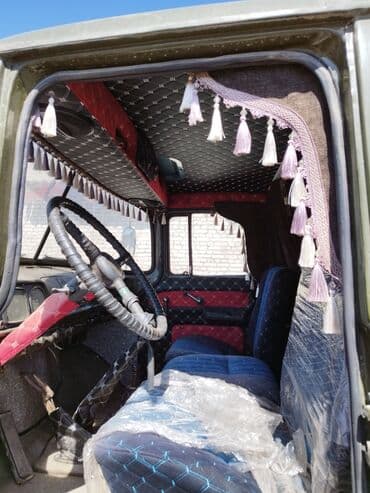 Грузовик, 7 т, Б/у at lalafo.kg Грузовик, 7 т, Б/у