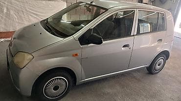 Daihatsu Cuore: 2003 г., 1 л, Механика, Бензин, Хэтчбэк at lalafo.kg Daihatsu Cuore: 2003 г., 1 л, Механика, Бензин, Хэтчбэк