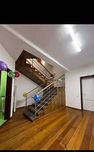 Продажа времянок: 📍 Срочно Продаётся 3-этажный кирпичный дом в центре города📍 📍 at lalafo.kg — 9 Продажа времянок: 📍 Срочно Продаётся 3-этажный кирпичный дом в центре города📍 📍 — 9