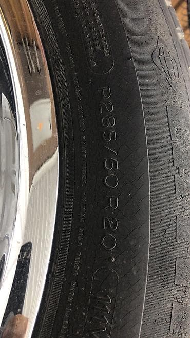 Комплект хороший и красивый размер 285/50/20 оригинальные Диски на at lalafo.kg Комплект хороший и красивый размер 285/50/20 оригинальные Диски на