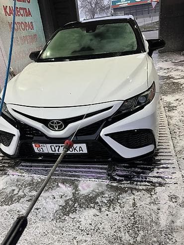 Toyota Camry: 2019 г., 2.5 л, Автомат, Бензин, Седан at lalafo.kg Toyota Camry: 2019 г., 2.5 л, Автомат, Бензин, Седан