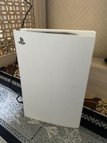 Игровая консоль Sony PlayStation 5 (белый корпус) - Модель at lalafo.kg Игровая консоль Sony PlayStation 5 (белый корпус) - Модель