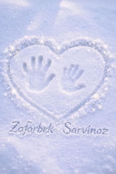 Индивидуальная зимняя открытка/постер с именами и отпечатками ладоней at lalafo.kg Индивидуальная зимняя открытка/постер с именами и отпечатками ладоней