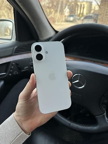 IPhone 17, Б/у, 256 ГБ, Белый, 100 % at lalafo.kg IPhone 17, Б/у, 256 ГБ, Белый, 100 %