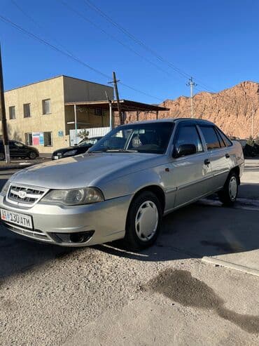 Daewoo Nexia: 2011 г., 1.6 л, Механика, Бензин, Седан at lalafo.kg Daewoo Nexia: 2011 г., 1.6 л, Механика, Бензин, Седан