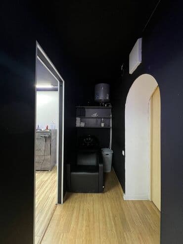 Сулуулук салондор: Сатам Барбершоп 60 м², 3 бөлмө, Ремонту менен, Жабдууларсыз, Көп кабаттуу турак имараты, Кирүү өзүнчө lalafo.kg да — 4 Сулуулук салондор: Сатам Барбершоп 60 м², 3 бөлмө, Ремонту менен, Жабдууларсыз, Көп кабаттуу турак имараты, Кирүү өзүнчө — 4