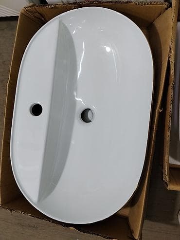 Ванна үчүн раковиналар: Ванна үчүн раковина, Өзгөчөлүктөрү: Жылтырак, Сүйрү формасы, Материалы: Керамика lalafo.kg да — 1 Ванна үчүн раковиналар: Ванна үчүн раковина, Өзгөчөлүктөрү: Жылтырак, Сүйрү формасы, Материалы: Керамика — 1