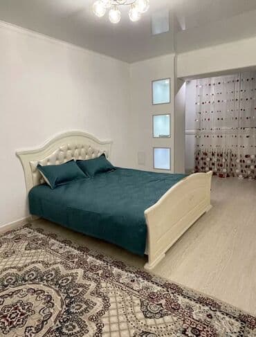 Двуспальная кровать, Б/у, Без матраса, длина - 206 см at lalafo.kg Двуспальная кровать, Б/у, Без матраса, длина - 206 см