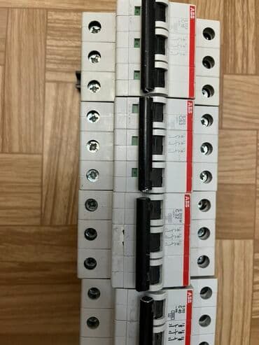 Электрический автомат, Напряжение: 16 ампер, Б/у at lalafo.kg Электрический автомат, Напряжение: 16 ампер, Б/у