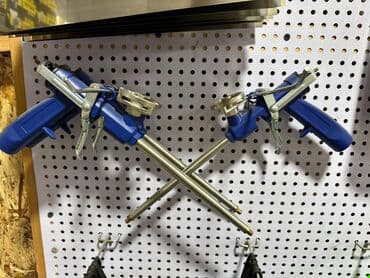 клей для металла: Два пистолета-распылителя монтажной пены с металлическими стволами at lalafo.kg — 1 клей для металла: Два пистолета-распылителя монтажной пены с металлическими стволами — 1