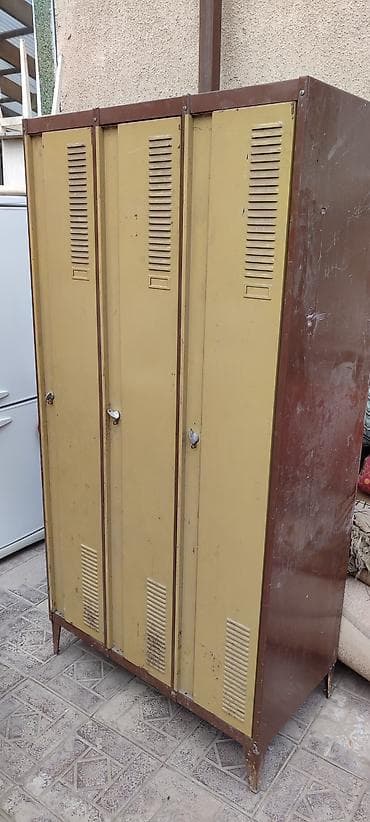 Шкаф для раздевалки, Железо at lalafo.kg Шкаф для раздевалки, Железо