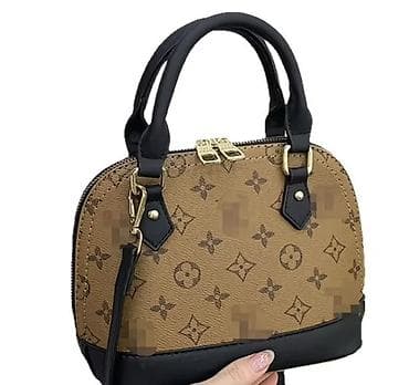 Мини‑сумка в форме полумесяца (bowling/alma style) - Компактный at lalafo.kg — 4 Мини‑сумка в форме полумесяца (bowling/alma style) - Компактный — 4