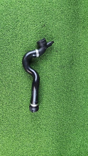 Патрубок Е82 Е90 Е84 С двигателем N46 1712 7 531 769 В at lalafo.kg Патрубок Е82 Е90 Е84 С двигателем N46 1712 7 531 769 В