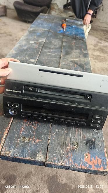 Автокосметика: Магнитола, Магнитофон на BMW Е39 + CD дисковод + рамка 3 в 1 всё в lalafo.kg да — 1 Автокосметика: Магнитола, Магнитофон на BMW Е39 + CD дисковод + рамка 3 в 1 всё в — 1