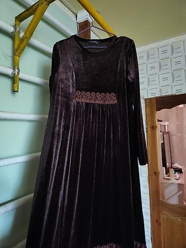 Вечернее бархатное платье в пол. - Материал: мягкий бархат с at lalafo.kg — 7 Вечернее бархатное платье в пол. - Материал: мягкий бархат с — 7