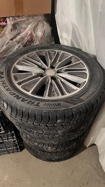 Литые Диски R 17 Hyundai, Комплект, отверстий - 5, Б/у at lalafo.kg Литые Диски R 17 Hyundai, Комплект, отверстий - 5, Б/у