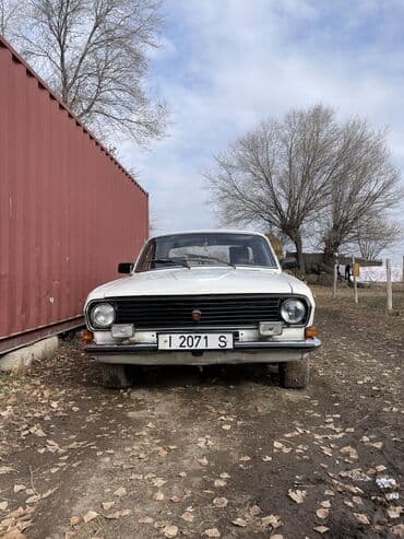 ГАЗ 2410: 1989 г., 2.4 л, Механика, Бензин, Седан at lalafo.kg ГАЗ 2410: 1989 г., 2.4 л, Механика, Бензин, Седан