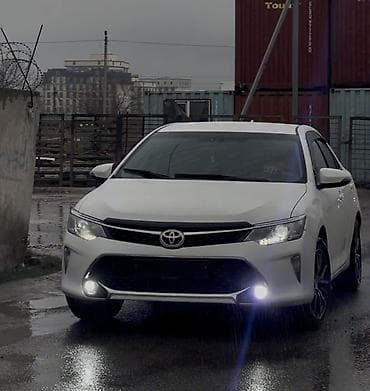 Toyota Camry: 2018 г., 2 л, Типтроник, Бензин, Седан at lalafo.kg Toyota Camry: 2018 г., 2 л, Типтроник, Бензин, Седан