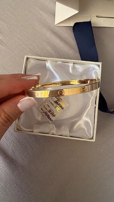 Идеальный подарок к 8 марта! Абсолютно новый браслет в стиле Cartier at lalafo.kg — 1 Идеальный подарок к 8 марта! Абсолютно новый браслет в стиле Cartier — 1