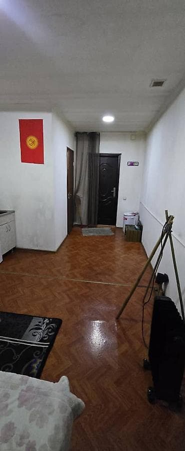 1 комната, 17 м², Гостиничный тип, 2 этаж, Старый ремонт at lalafo.kg — 7 1 комната, 17 м², Гостиничный тип, 2 этаж, Старый ремонт — 7