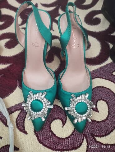 Новые туфли размер 37 цена по 1000 at lalafo.kg Новые туфли размер 37 цена по 1000