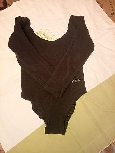 Боди черного цвета с длинными рукавами, подходящее для различных видов at lalafo.kg Боди черного цвета с длинными рукавами, подходящее для различных видов