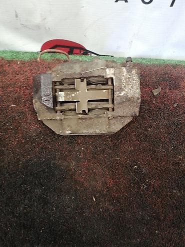 Передний левый суппорт Toyota 1999 г. at lalafo.kg Передний левый суппорт Toyota 1999 г.