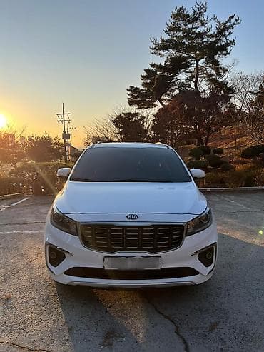 Kia Carnival: 2019 г., 2.2 л, Типтроник, Дизель, Минивэн at lalafo.kg Kia Carnival: 2019 г., 2.2 л, Типтроник, Дизель, Минивэн