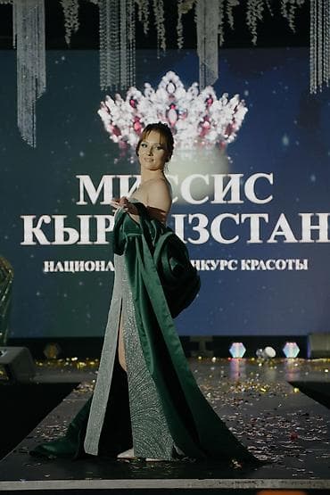 Кече көйнөктөрү: Вечернее платье богато-зеленого цвета со шлейфом . ТОЛЬКО ПРОКАТ!!! lalafo.kg да — 3 Кече көйнөктөрү: Вечернее платье богато-зеленого цвета со шлейфом . ТОЛЬКО ПРОКАТ!!! — 3