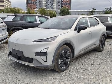 Новая модель автомобиля Чанъань S05, серебристый цвет кузова и lalafo.kg да Новая модель автомобиля Чанъань S05, серебристый цвет кузова и