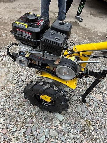 Мотоблок ROLF (бензиновый)ременной - Двигатель: бензиновый at lalafo.kg Мотоблок ROLF (бензиновый)ременной - Двигатель: бензиновый