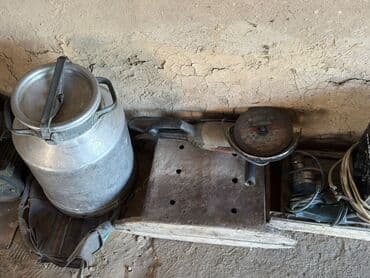 Сварка 3000с
Болгарка 3000с
Дрель 800с
Фляга 2000с
Насос водяной 4000с at lalafo.kg Сварка 3000с
Болгарка 3000с
Дрель 800с
Фляга 2000с
Насос водяной 4000с