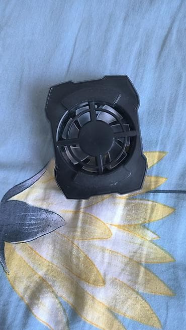 Охладитель для смартфона (внешний кулер-радиатор) - Компактный at lalafo.kg Охладитель для смартфона (внешний кулер-радиатор) - Компактный