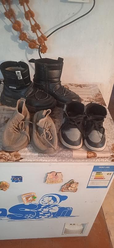 Комплект, цвет - Черный, Б/у at lalafo.kg Комплект, цвет - Черный, Б/у