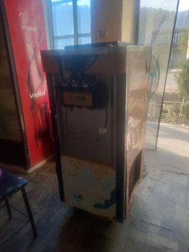 Бизнес үчүн климаттык жабдуулар: Профессиональный аппарат б/у для мягкого мороженого (soft ice cream) lalafo.kg да — 1 Бизнес үчүн климаттык жабдуулар: Профессиональный аппарат б/у для мягкого мороженого (soft ice cream) — 1