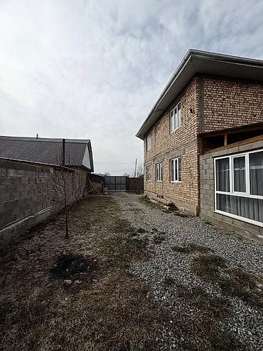 Продажа дач: Продаётся двухэтажный кирпичный дом с ограждённым участком и отдельной at lalafo.kg — 6 Продажа дач: Продаётся двухэтажный кирпичный дом с ограждённым участком и отдельной — 6
