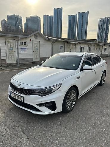 Kia K5: 2019 г., 2 л, Автомат, Бензин, Седан at lalafo.kg Kia K5: 2019 г., 2 л, Автомат, Бензин, Седан