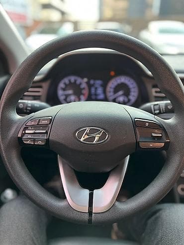 Hyundai Avante: 2019 г., 1.6 л, Автомат, Бензин, Седан at lalafo.kg Hyundai Avante: 2019 г., 1.6 л, Автомат, Бензин, Седан