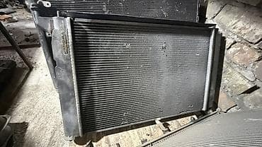 Радиатор охлаждения двигателя для автомобиля. Характеристики: - Тип at lalafo.kg Радиатор охлаждения двигателя для автомобиля. Характеристики: - Тип